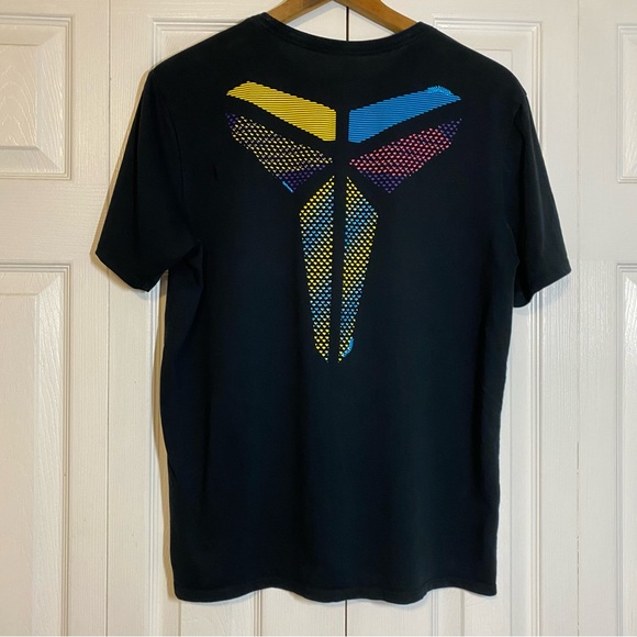 Nike Other - Nike Black Tee with Multicolor Pocket